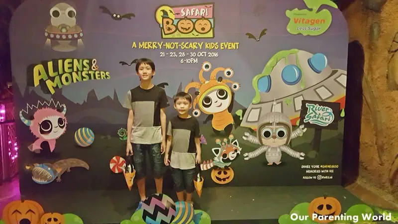 Safari Boo 2016 Giveaway – Aliens and River Monsters Come Alive at Safari Boo!