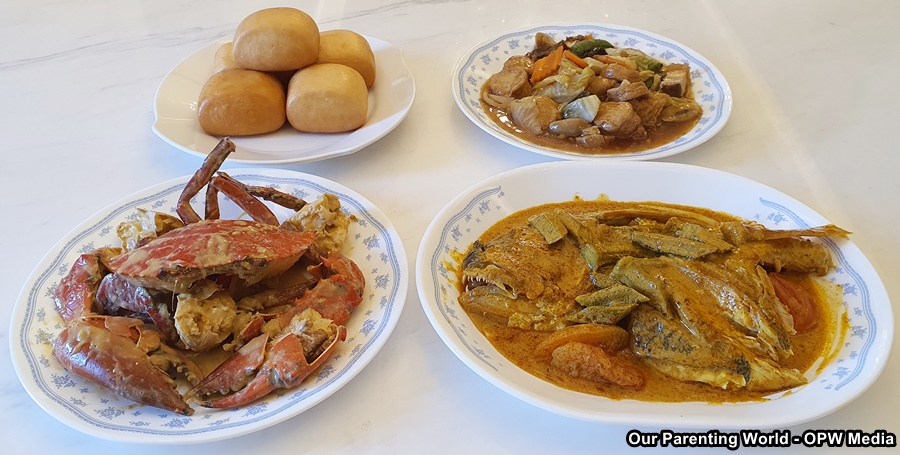 8 Crabs Seafood Restaurant Delivery